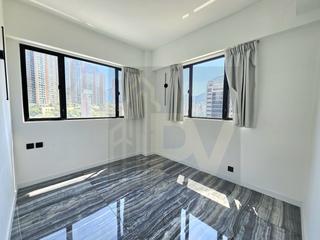 Wan Chai - Yue King Building 02