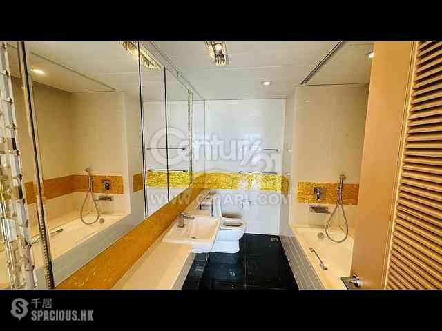 Tsim Sha Tsui - The Masterpiece 10
