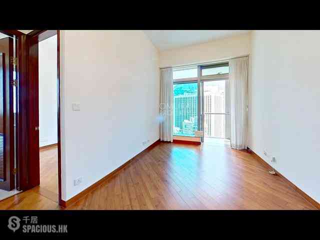 Wan Chai - The Avenue 15