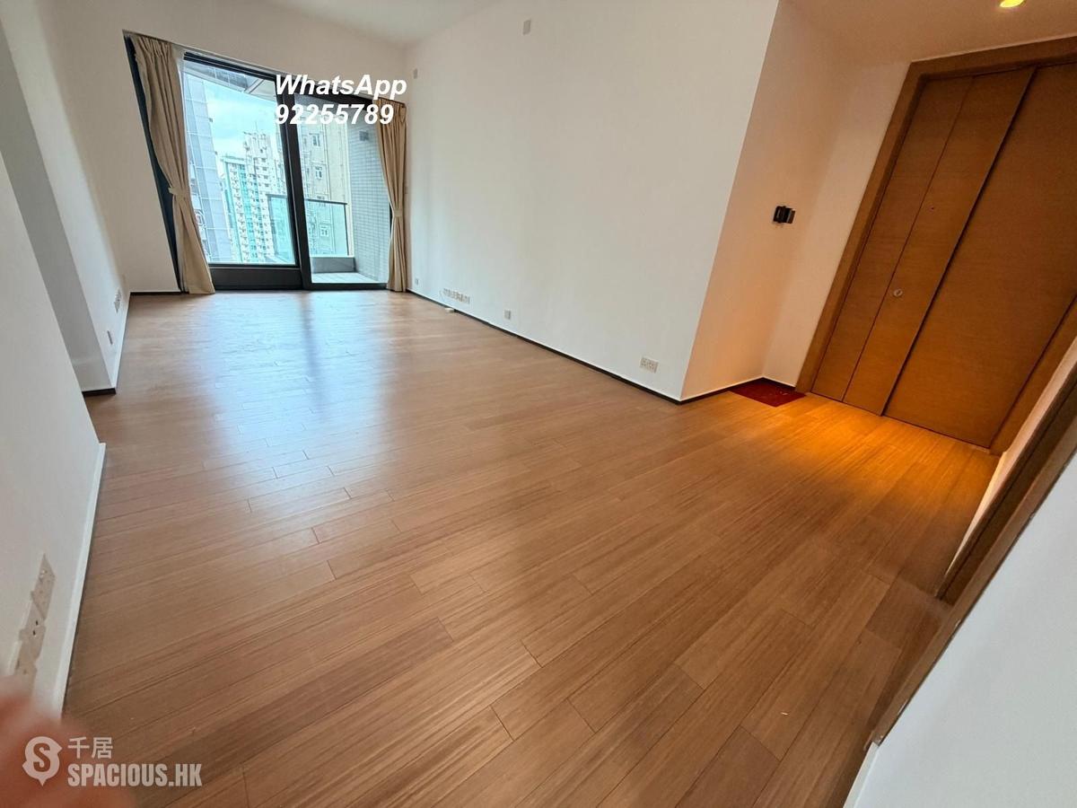 Mid Levels Central - Arezzo 01