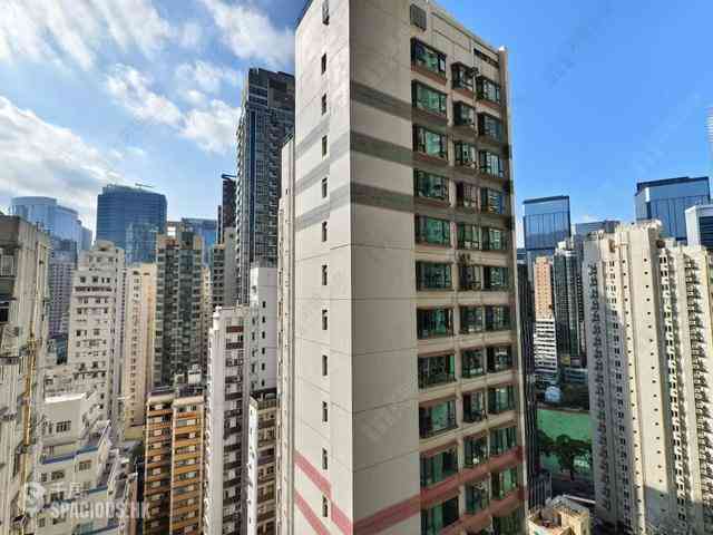 Wan Chai - The Avenue 07