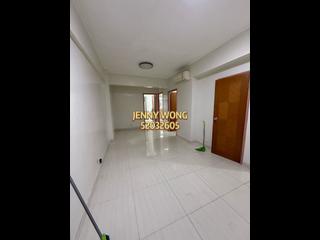 Jordan - Man King Building 02