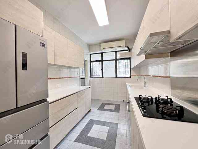 Mid Levels Central - Clovelly Court 08