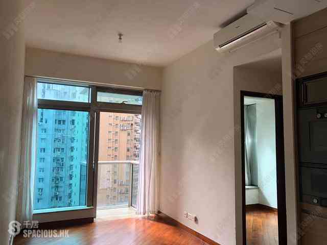 Wan Chai - The Avenue 10