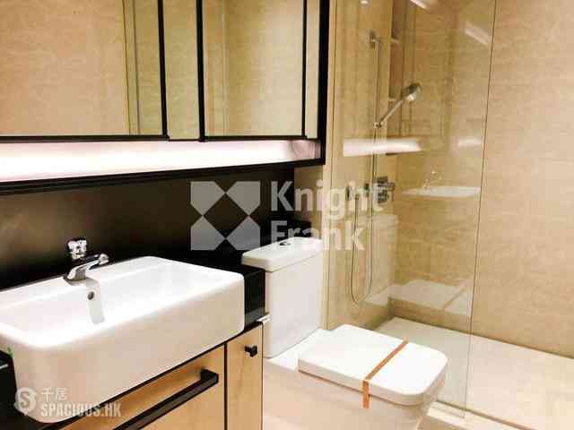 Mid Levels Central - 3, MacDonnell Road 05