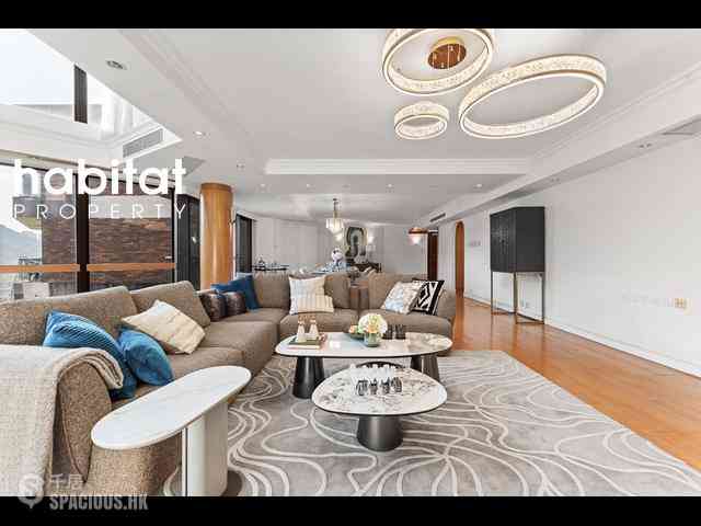 Shouson Hill - Henredon Court 01