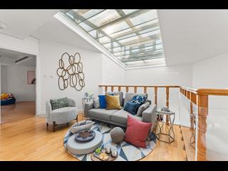 Shouson Hill - Henredon Court 11