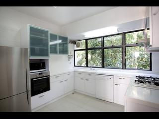 Repulse Bay - Burnside Estate 03