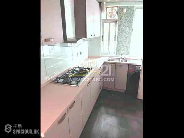 Mid Levels Central - Hong Lok Mansion 08