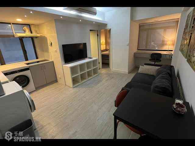 Central - 5, Graham Street 01