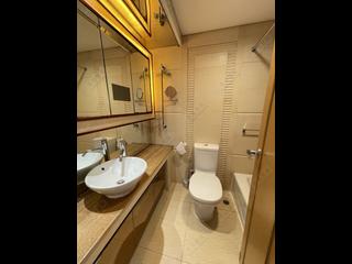 Tai Kok Tsui - Harbour Green Tower 6 06