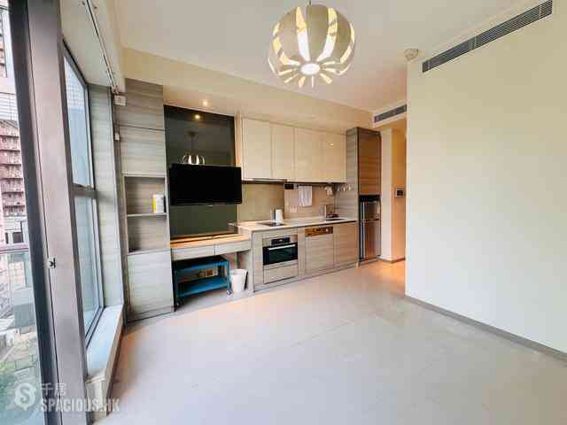 Sai Ying Pun - The Summa Block 2 03