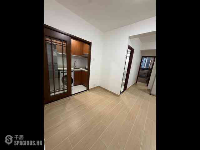 Tin Hau - Hing Hon Building 01