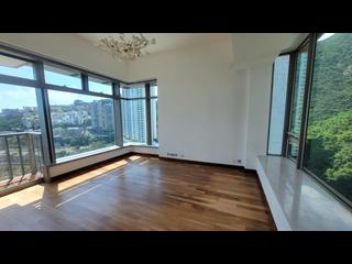 Repulse Bay - Grosvenor Place 04