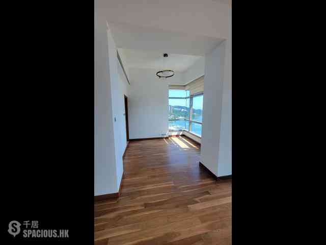 Repulse Bay - Grosvenor Place 06