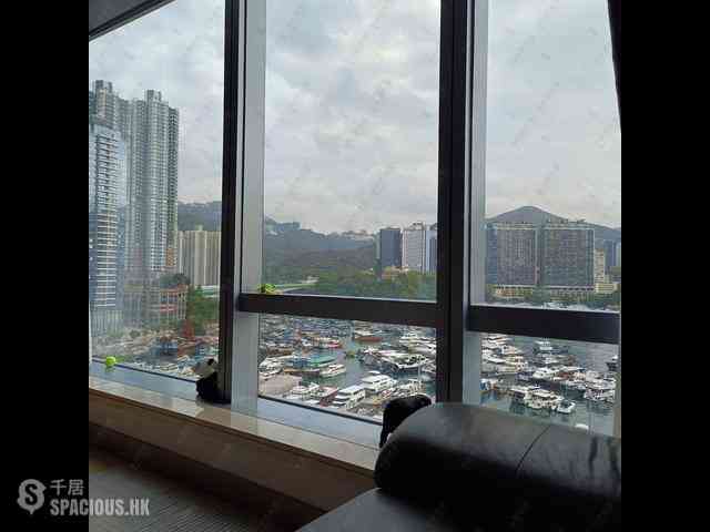 Ap Lei Chau - Larvotto 01