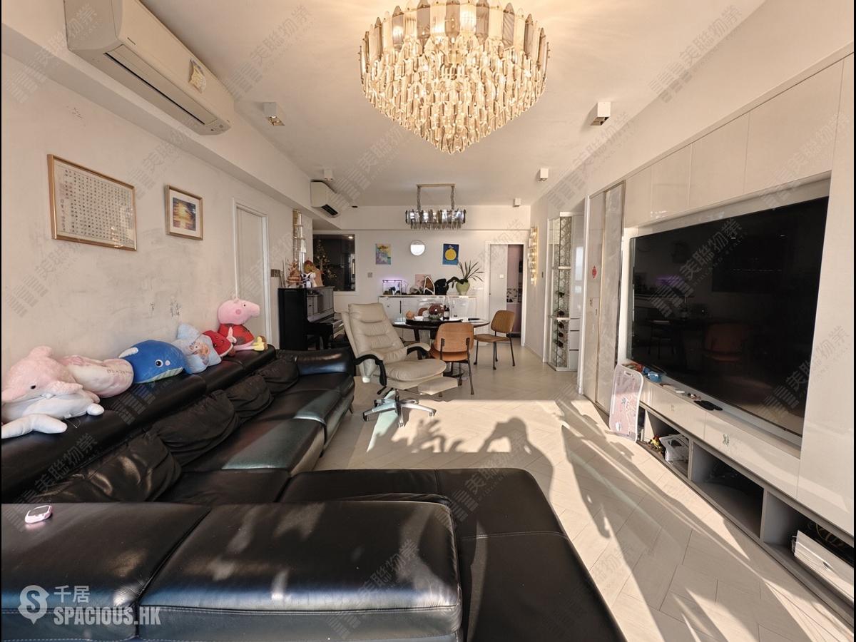 Repulse Bay - Splendour Villa 01