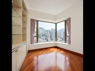Tai Hang - The Signature 10