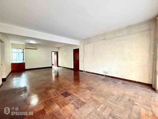 Mid Levels West - Elegant Garden 11