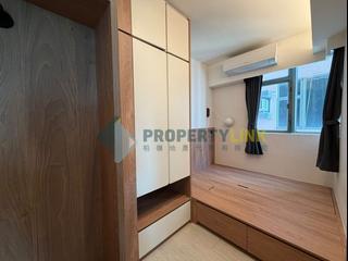 Sheung Wan - Queen's Terrace 02
