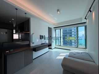 Sheung Wan - Queen's Terrace 06