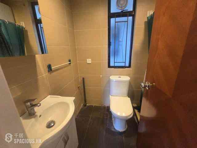 Quarry Bay - Kornhill Block E 06