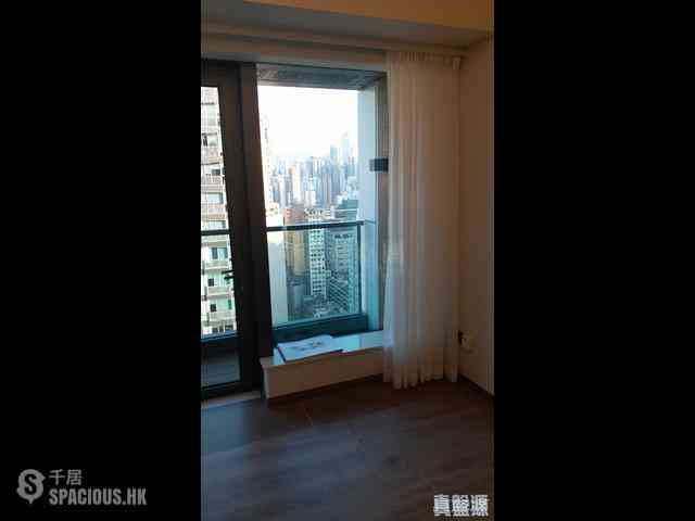 Sai Ying Pun - One・Artlane 02
