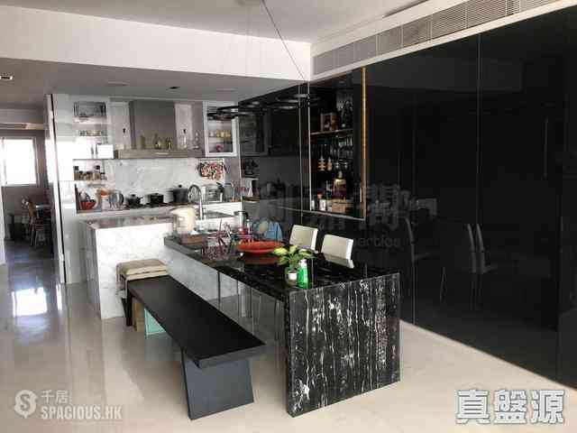 Wong Chuk Hang - Marinella 06