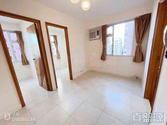 Sai Ying Pun - Cheong King Court 01