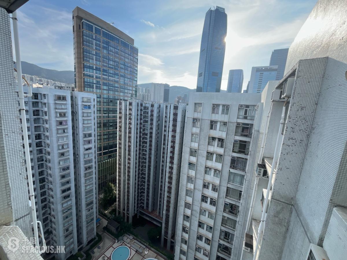 Tai Koo Shing - Tai Koo Shing Horizon Gardens Hoi Tien Mansion 01