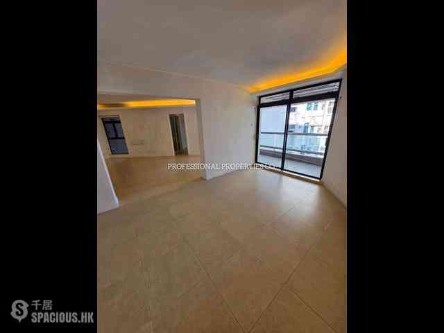 Soho - Albron Court 06