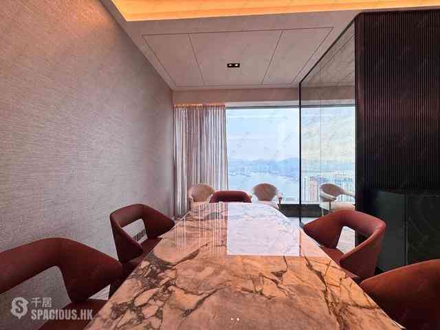 Mid Levels West - The Legacy Phase 2 Tower 1 04