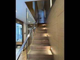Mid Levels West - Park View Court 04