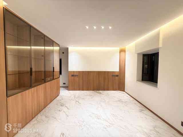 Soho - Albron Court 05