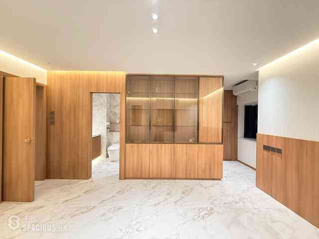 Soho - Albron Court 06