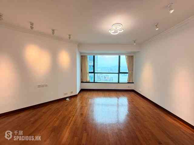 Mid Levels West - 80 Robinson Road 02