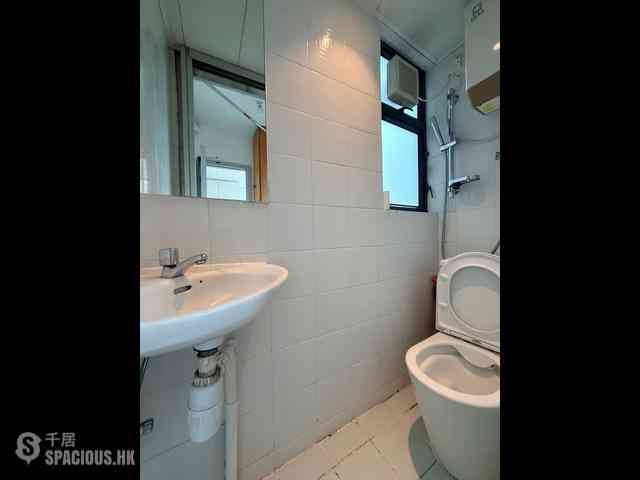 Mid Levels West - 80 Robinson Road 11