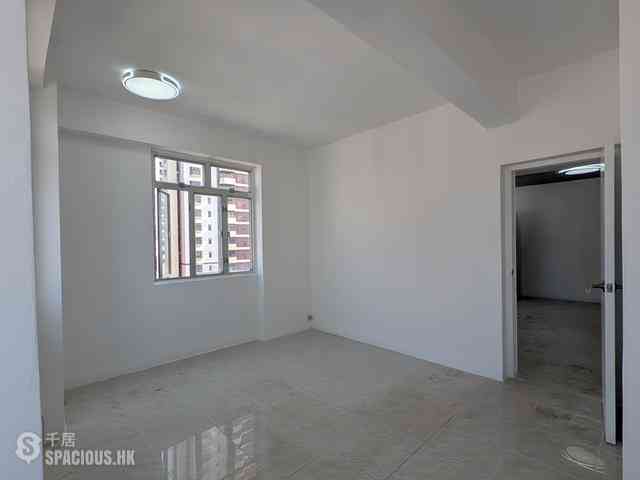 Tai Hang - Gold King Mansion 14