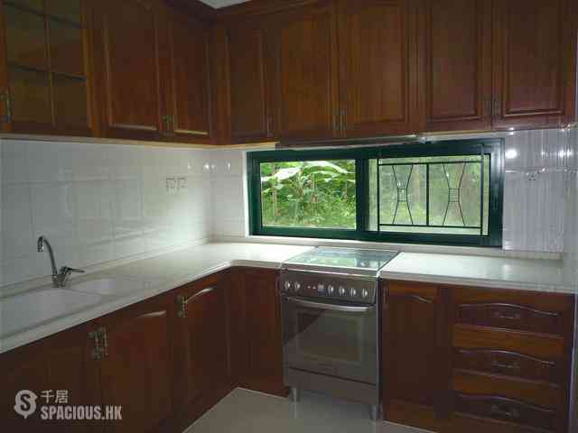 Clear Water Bay - Leung Fai Tin 02