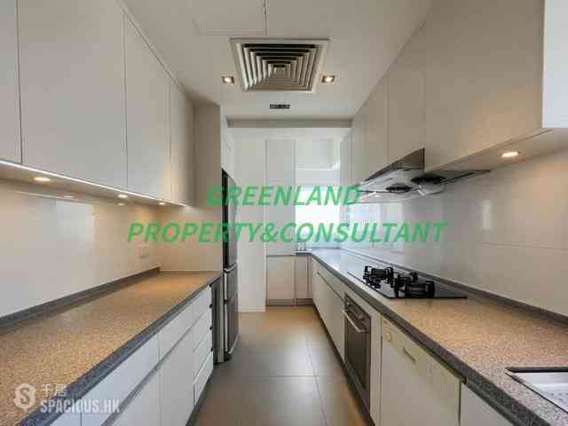 Mid Levels East - Bowen Place 07