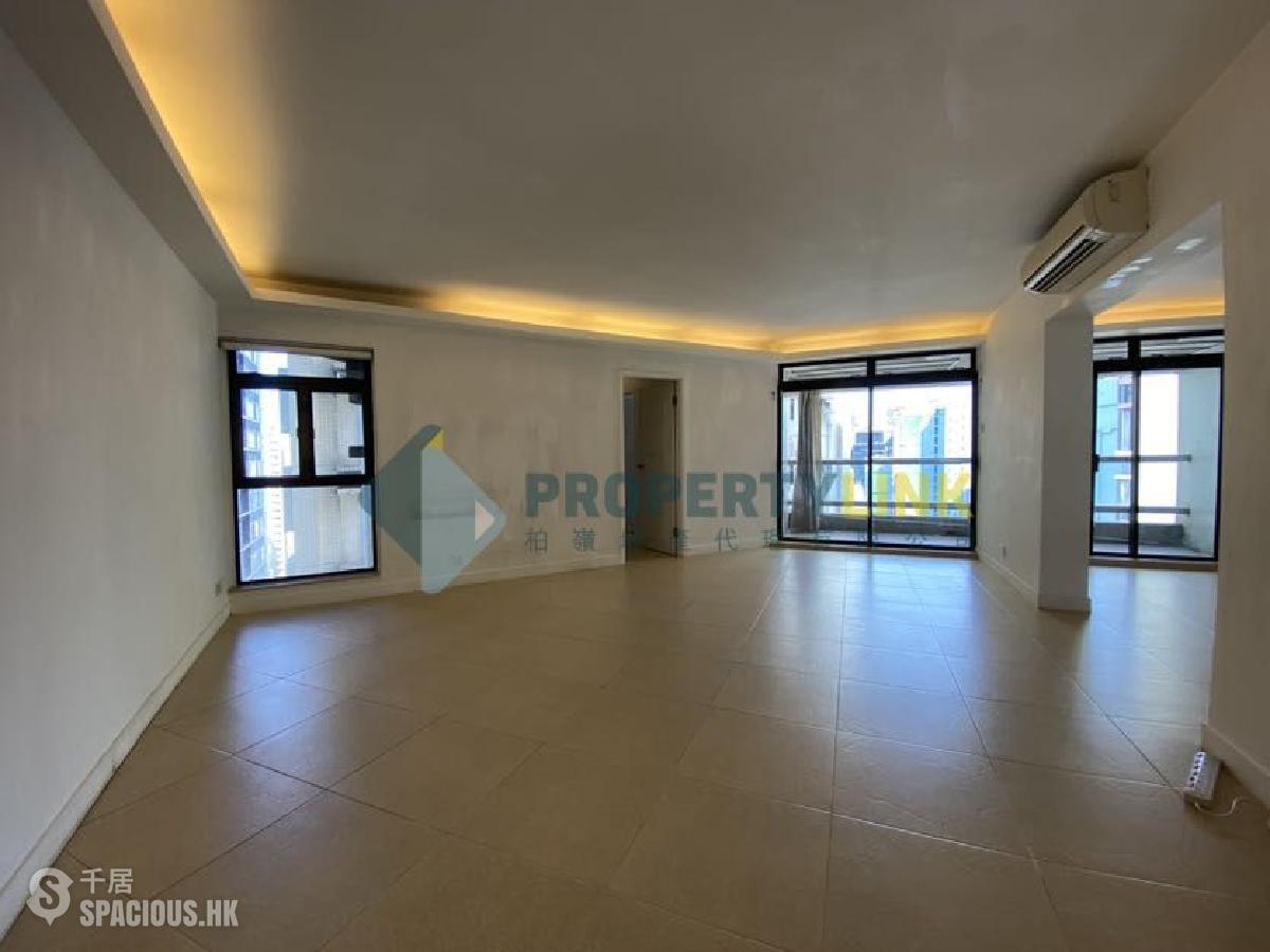 Soho - Albron Court 01