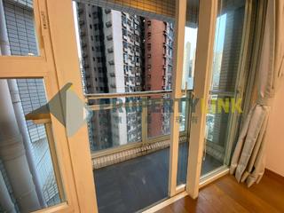 Soho - Centrestage 04