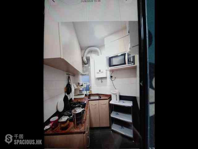 Sai Ying Pun - Kam Fung Mansion 03