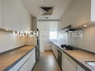 Mid Levels East - Bowen Place 05