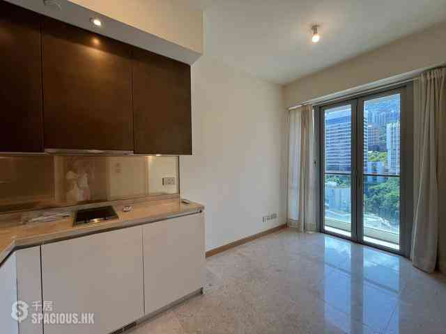 Sai Ying Pun - 63, Pokfulam 01