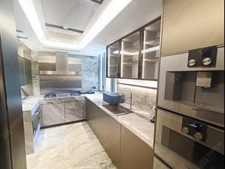 Mid Levels Central - 21 Borrett Road 10