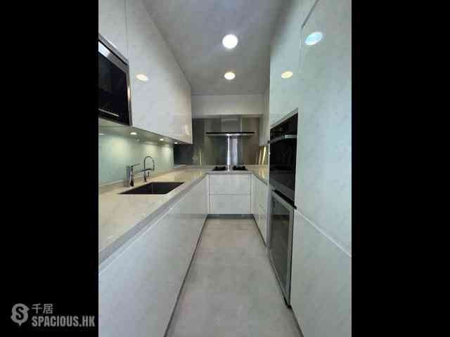 Mid Levels Central - Blessings Garden Phase I 12