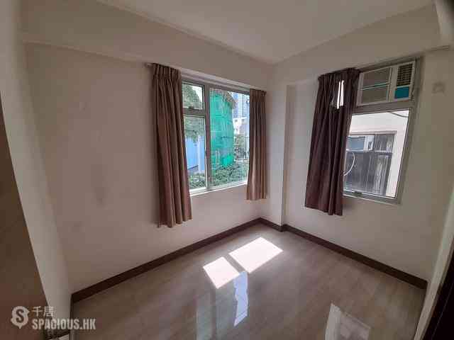 Sai Ying Pun - Chung Yin Court 01