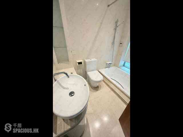 Mid Levels Central - Regence Royale Tower 1 18