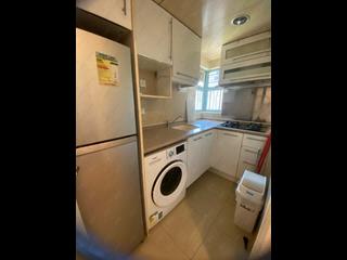 Sheung Wan - Queen's Terrace Block 2 04